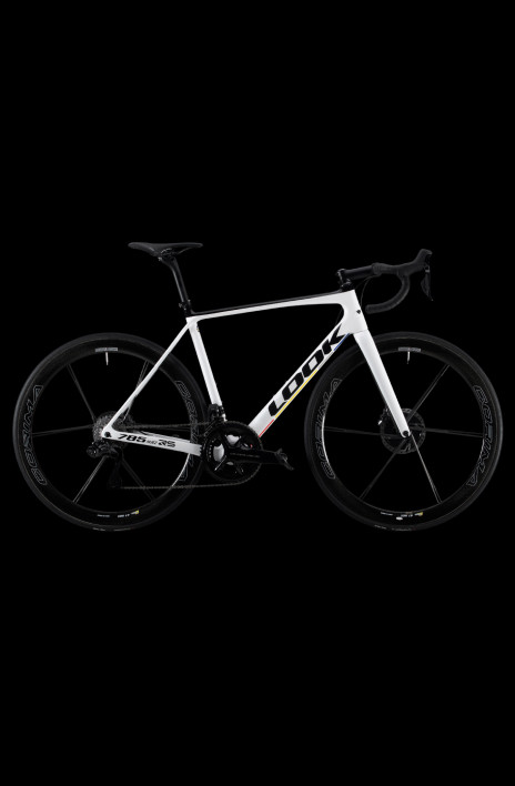 Story_Look_right_bike_785_Huez_ProTeam_White