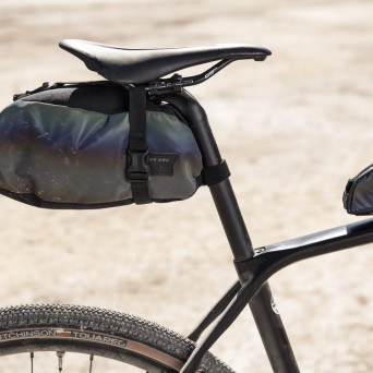 765_Gravel_RS_Mat_Black_Chromatic