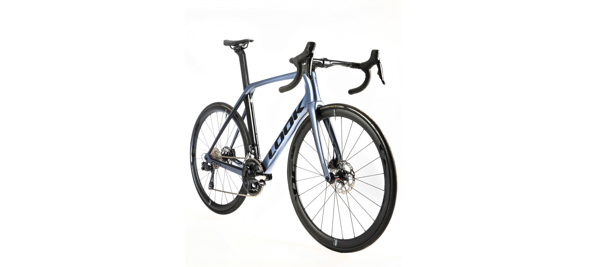 785-blade-105-di2-packshot-front-view