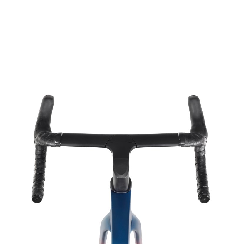 795 Blade RS Ultegra Di2 / Mavic Cosmic S42