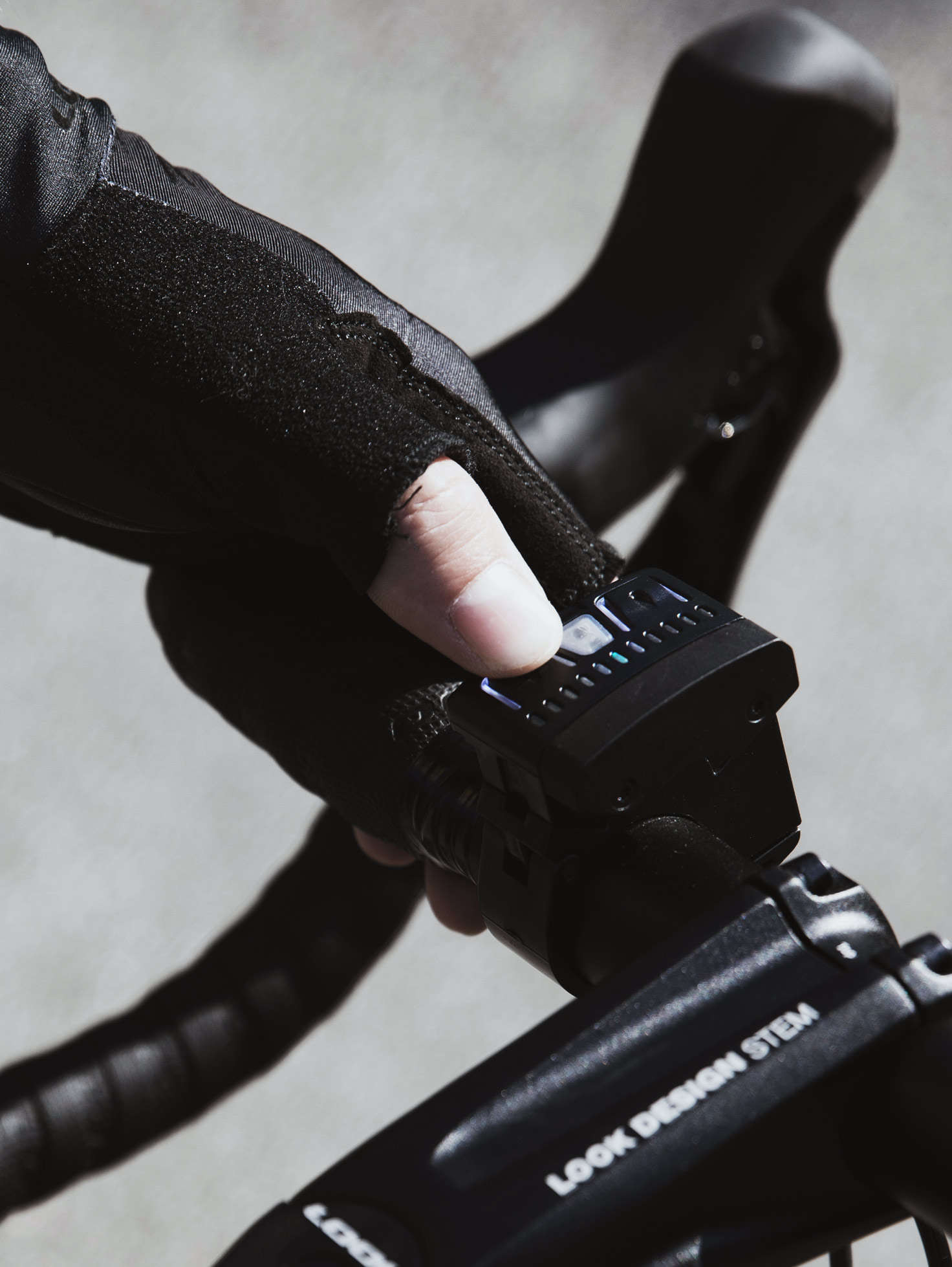 e-765 pedal-assistance control panel