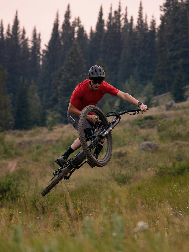 trail-roc-jump