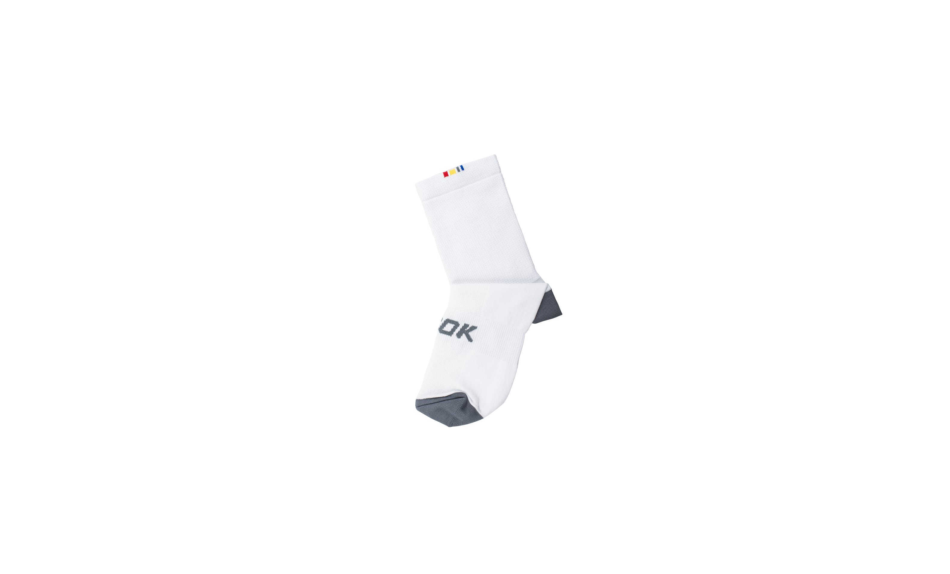 socks-core-white