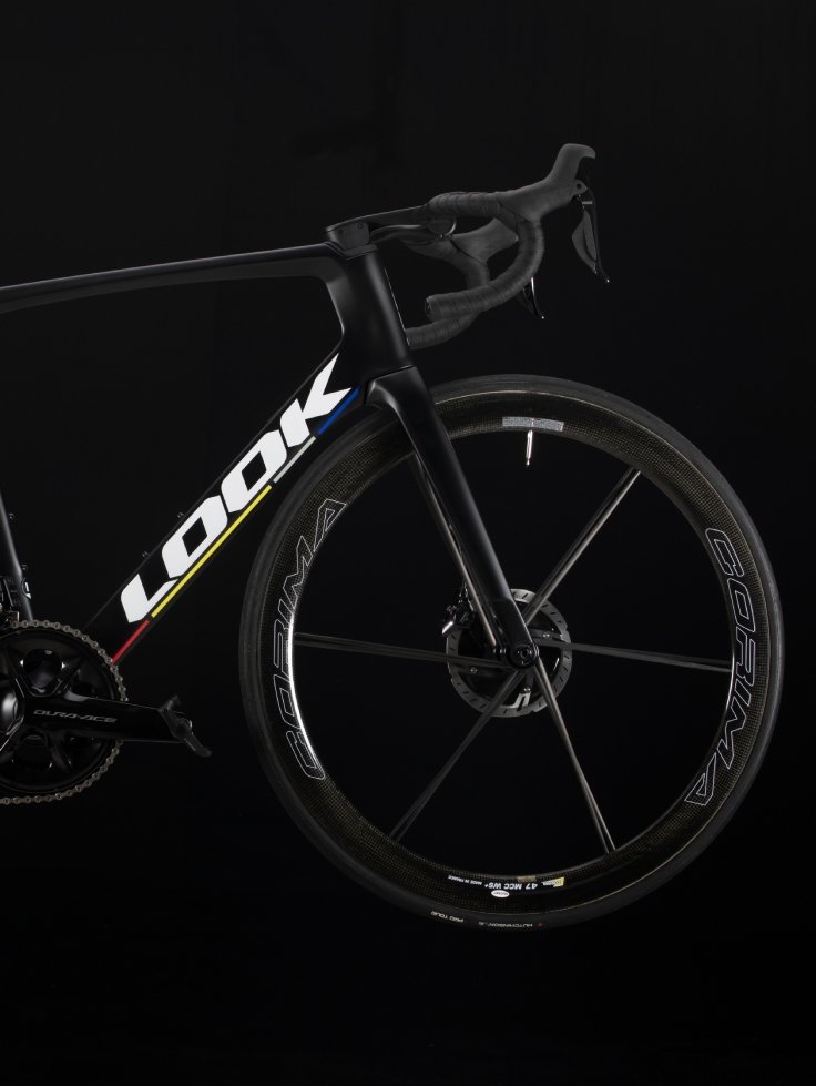 Par un passionné, pour les passionnés