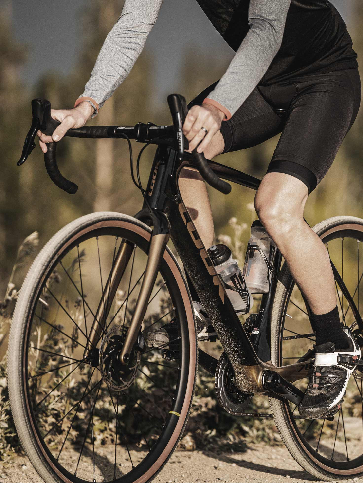 Look Cycle Automatic Pedals And Carbon Bikes