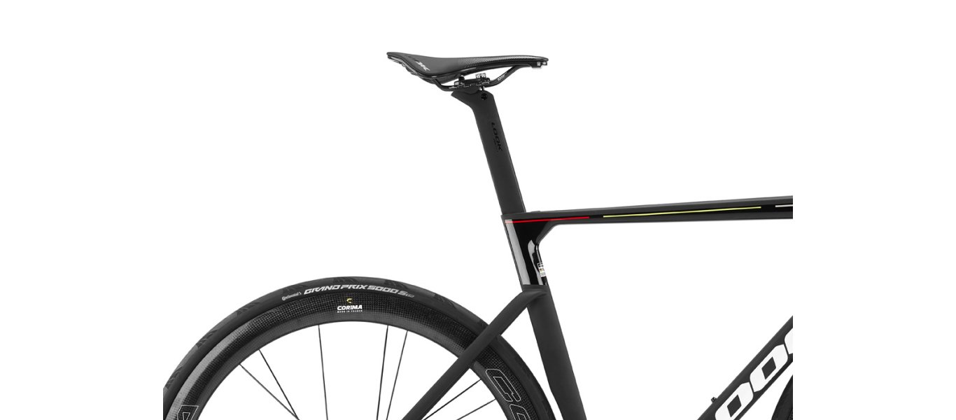 795-blade-rs-pro-team-black-mat-glossy-seatpost-view